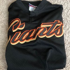 SF Giants women’s jersey